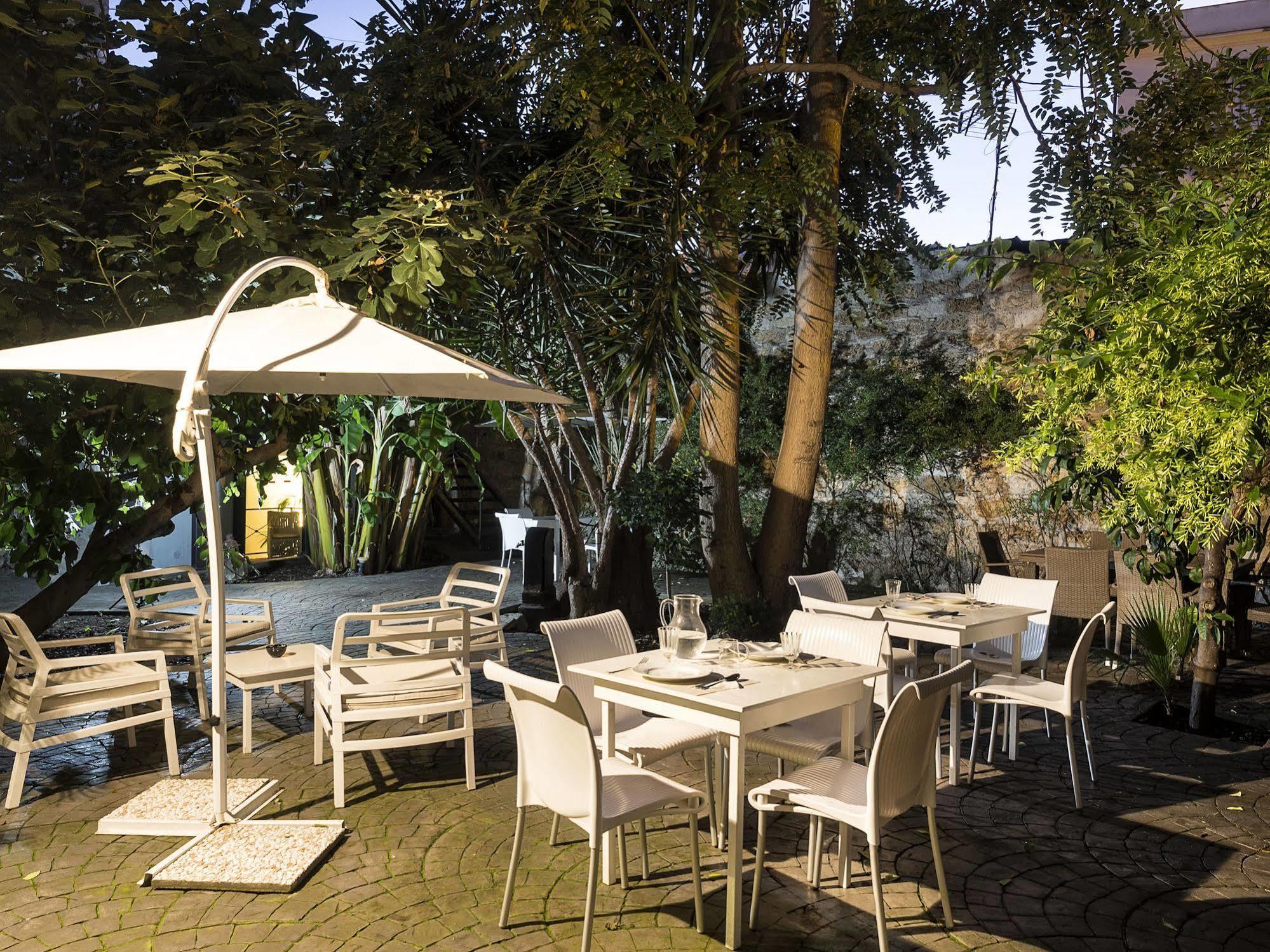 Il Giardino Di Ballaro Boutique B&B ปาแลร์โม ภายนอก รูปภาพ